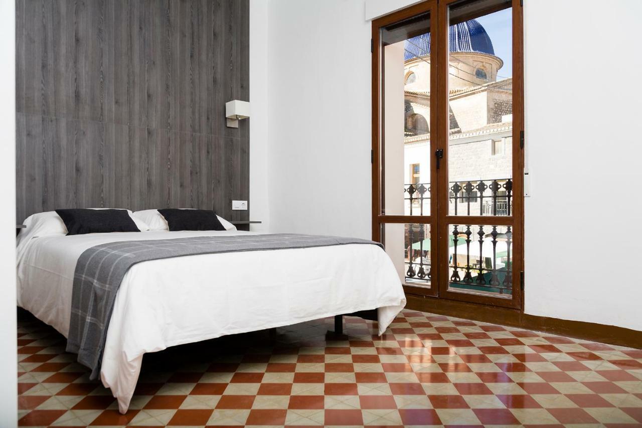 Casa Grimalt Guest House ฆาลอน ภายนอก รูปภาพ